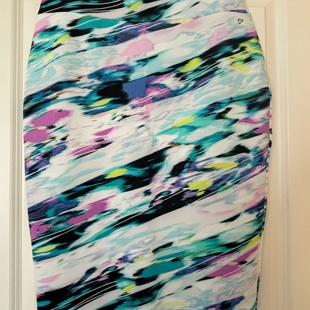 Thalia Sodi Vibrant Abstract Pencil Skirt